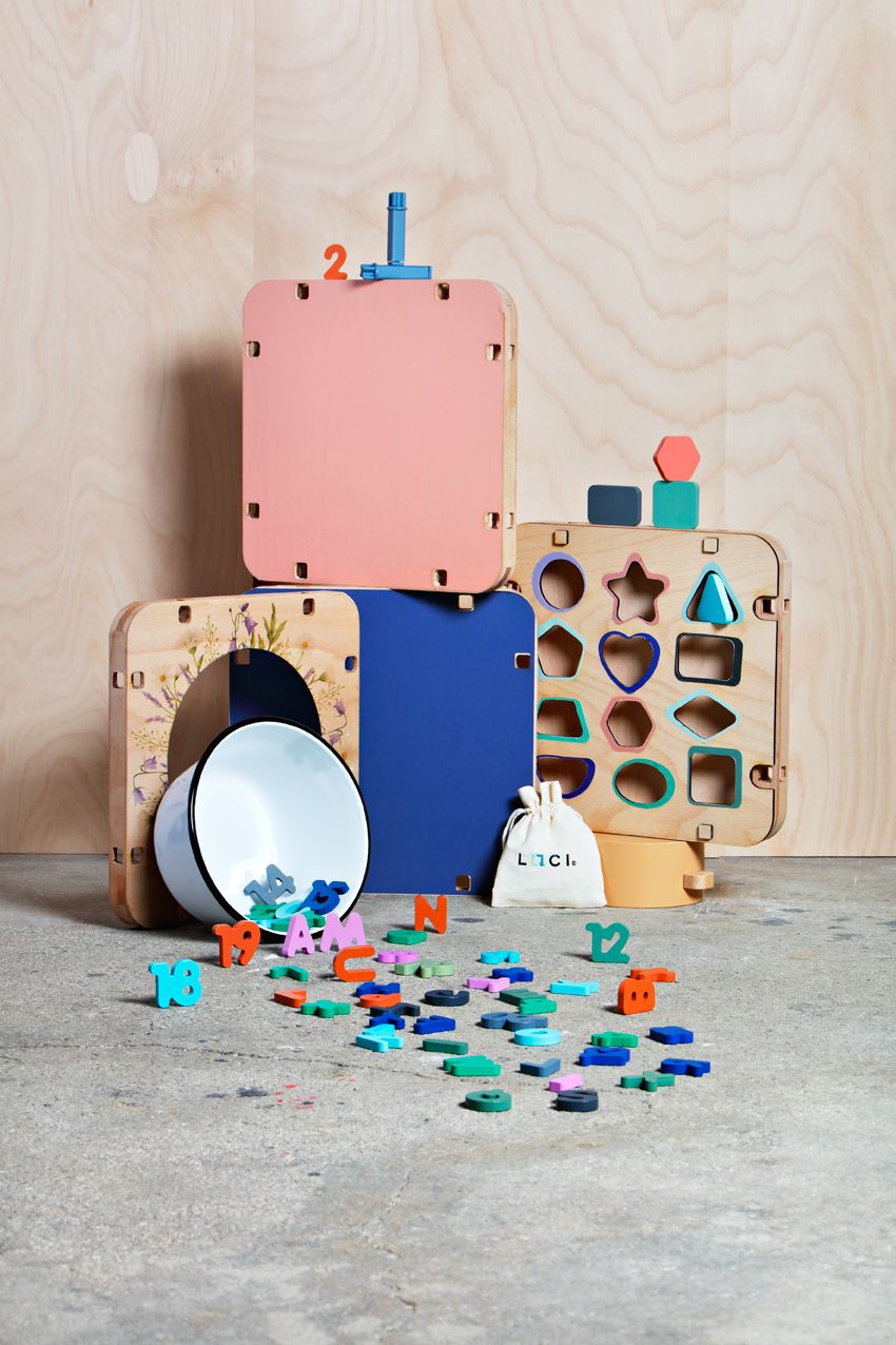 Spiel- und Lernplatten von LOCI learn mit Steckformen und Zahlen